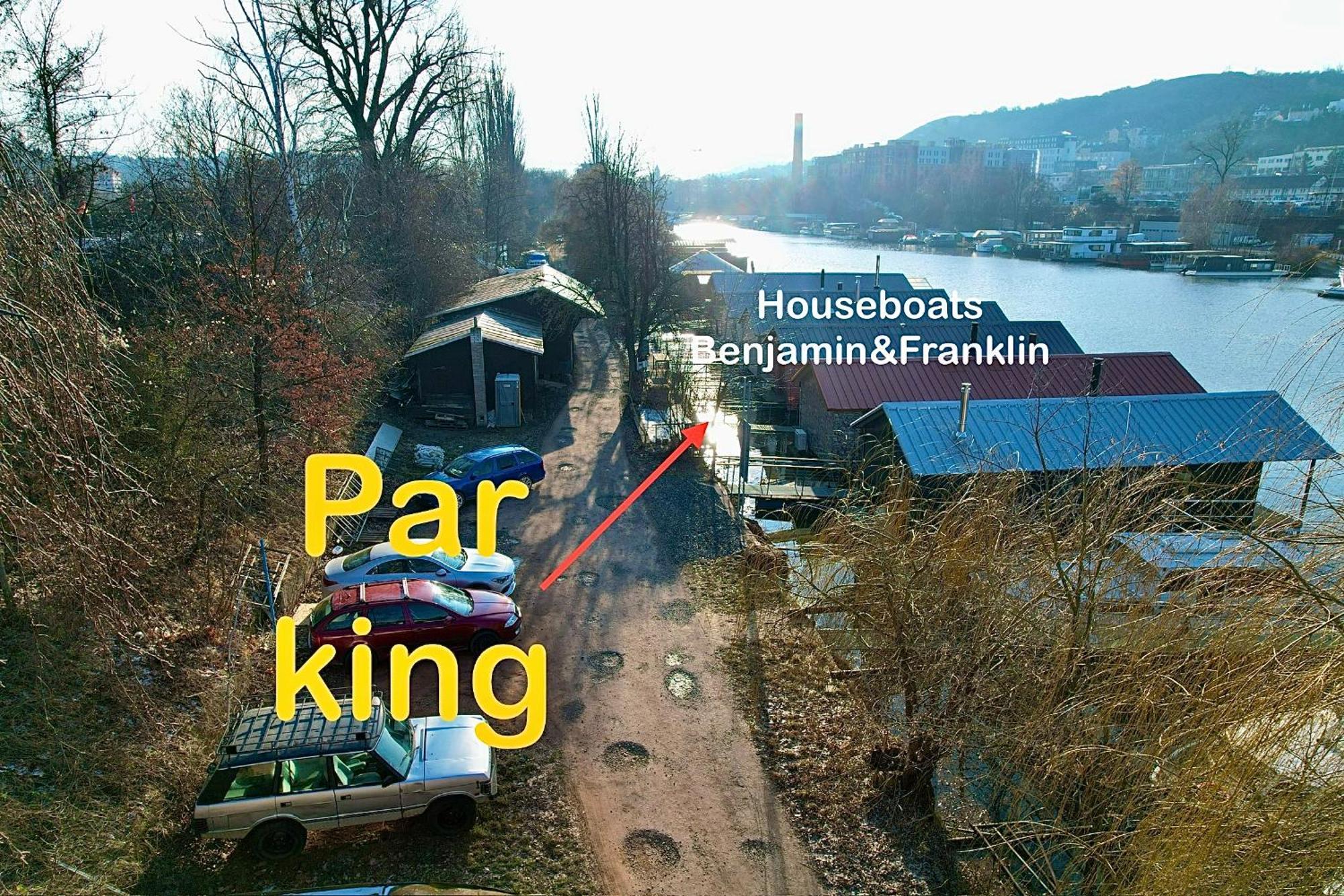 Houseboat Benjamin - Houseboats Benjamin & Franklin Hotel Prague Exterior photo